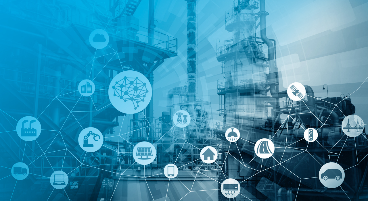 Vue d'une installation industrielle avec superposition d'un réseau de capteurs et d'icônes d'objets connectés.